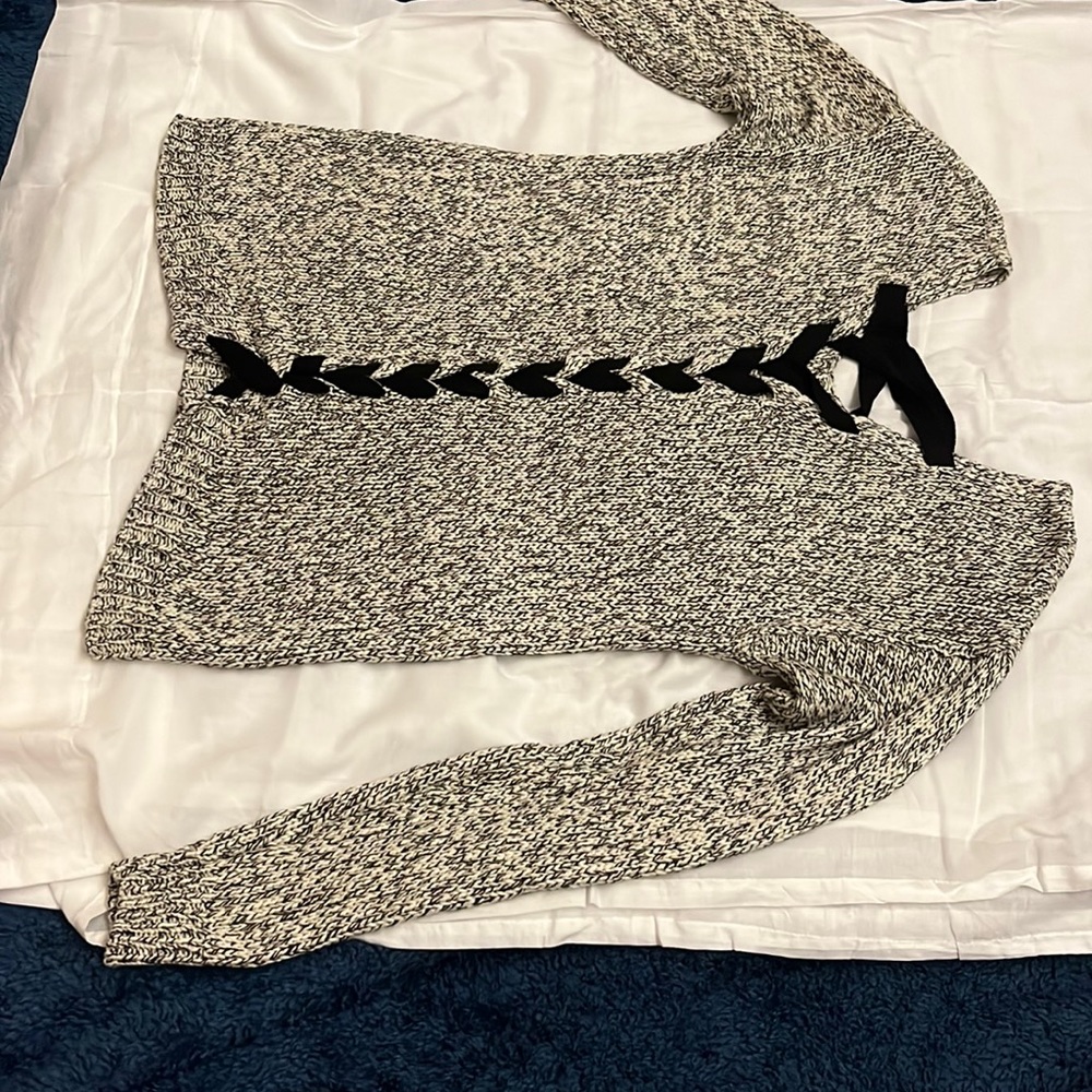 Sweater - Picture 2 of 3